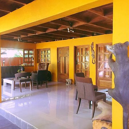 Madre Selva Hostel Puerto Viejo de Talamanca 외부 사진