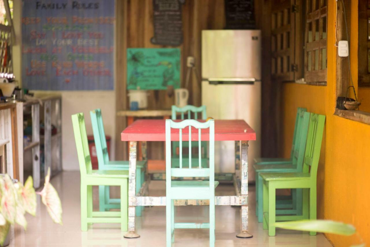 Madre Selva Hostel Puerto Viejo de Talamanca 외부 사진