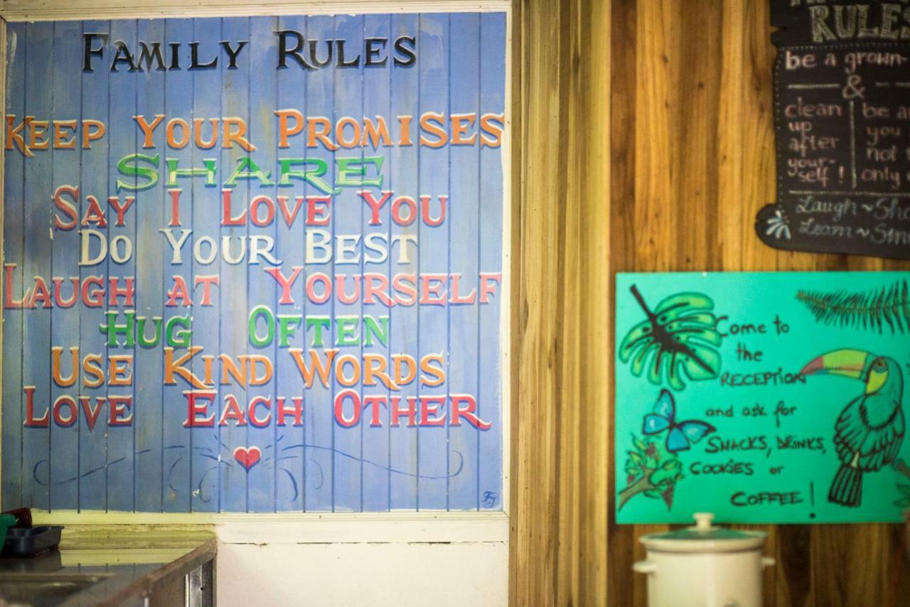 Madre Selva Hostel Puerto Viejo de Talamanca 외부 사진